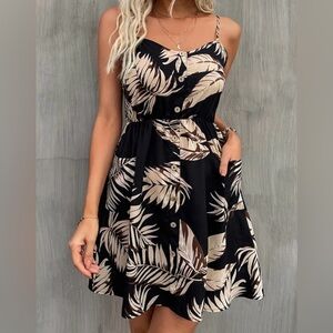 Tropical Black and Cream Sun Dress Women’s Small
